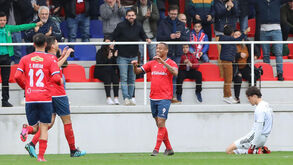 Oliveirense-Casa Pia, 2-1: Agdon aguzida crise dos gansos