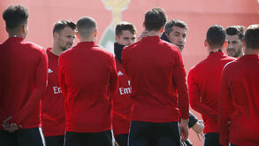 A lista de convocados do Benfica para o jogo com o Shakhtar