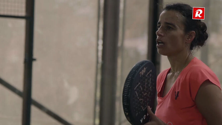 Apaixonada pelo desporto desde sempre, Ana Catarina Nogueira, jogou ténis durante mais de 15 anos. A entrada no Padel surgiu anos depois