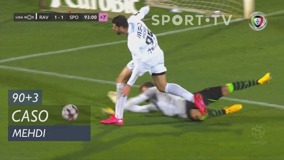 Clube partilha imagens do avançado colombiano no treino