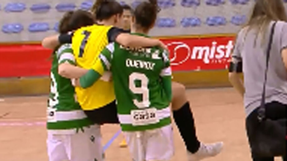 Gesto das leoas em encontro da Taça de Portugal foi muito aplaudido