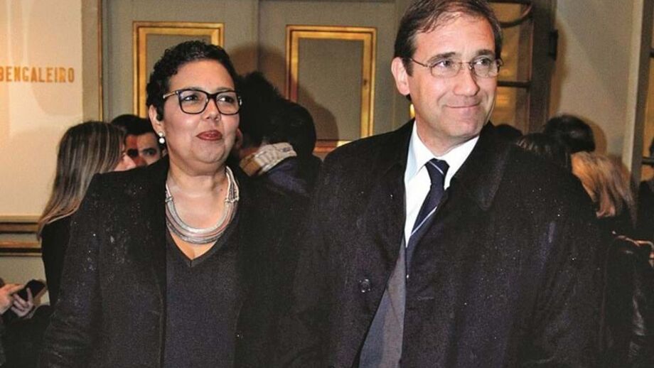 passos Coelho - Laura Ferreira