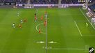 Polémica no Dragão: FC Porto marcou numa carambola mas VAR por três centímetros