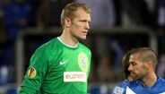 Kristof Van Hout (Genk) - O guarda-redes belga do KVC Westerlo mede 2,08 metros. Atualmente, é considerado o guardião mais alto do Mundo.