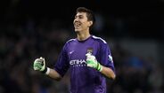 Costel Pantilimon - Acompanha Kjell Peter Opheim na última posição do pódio dos guarda-redes mais altos do Mundo, com 2,03 metros de altura. Passou pelo Manchester City, antes de rumar ao Nottingham Forest, clube que atualmente detém o seu passe. Está emprestado até ao final da temporada aos gregos do Omonia.