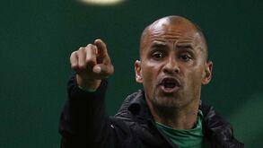 Silas aceita ficar no Sporting até final da época