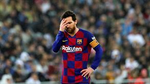 Do planeamento à empresa que 'minava' jogadores: não falta controvérsia no Barcelona