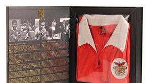 Benfica diz que Kit Eusébio era 