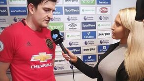 Reação de Harry Maguire ao ser entrevistado por jornalista da Leeds TV torna-se viral