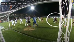 Será este o penálti mais insólito do ano?