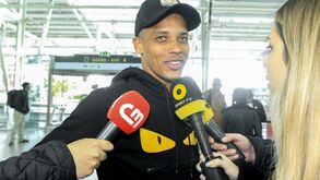 Pedrinho na chegada a Lisboa: «Benfica é uma grande equipa, estou muito feliz»