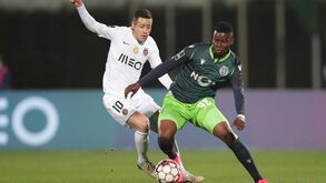 Doumbia tem saída em aberto 