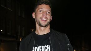 Drinkwater volta a atacar: Deu cabeçada a Jota no treino e vai ser castigado