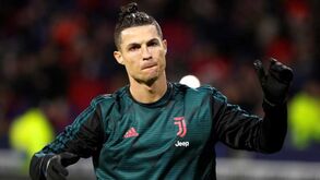 Juventus anuncia que Cristiano Ronaldo fica na Madeira
