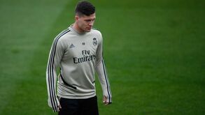 Jovic: «Usei os mesmos equipamentos que um jogador com coronavírus»