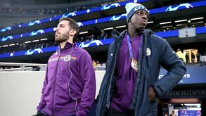 Colega de Bernardo Silva e Cancelo está em auto-isolamento