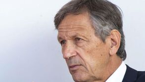 Coronavírus: Presidente da federação da Suíça está infetado