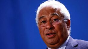 Coronavírus: António Costa diz que futebol profissional 