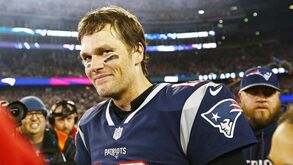 Tom Brady anuncia que está de saída dos New England Patriots
