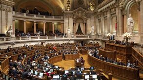 Parlamento aprova declaração de estado de emergência em Portugal