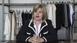 Têxtil Sonix suspende produção e está a fabricar máscaras e gel desinfetante 