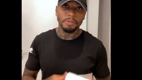 Avançado do Santos contra desafio com papel higiénico: «Faz com tijolo»