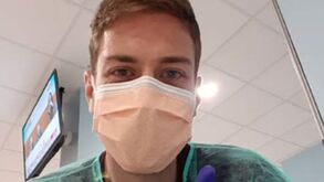 «A tosse passou a durar 10 minutos e depois comecei a cuspir sangue»: o relato de atleta italiano