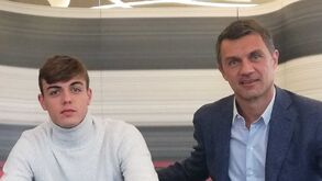 «Uma família acostumada a vencer os jogos mais importantes»: a mensagem da Liga aos Maldini