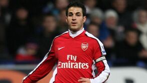 Fàbregas explica saída do Arsenal: «Quando perdíamos eu chorava e eles combinavam saídas à noite»