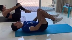 A maneira que a mulher de Uribe arranjou para o manter em forma