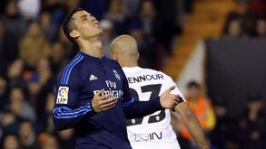 «Cortem a relva!»: Gary Neville revela como deixou Cristiano Ronaldo furioso
