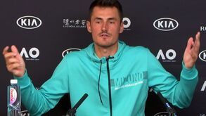 Como um louco: Campeão das polémicas até já mente sobre ter coronavírus