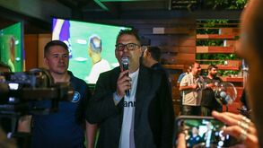 Sem olfato e paladar mas com 