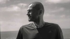 Casillas rapou o cabelo e deixou mensagem de otimismo: «Virão notícias positivas»