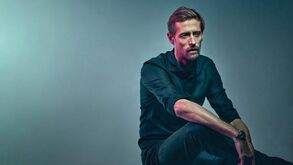 «Sempre que Ronaldo terminava uma bebida, a supermodelo que estava com ele trazia outra»