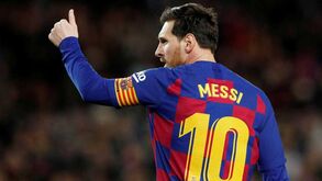 Jogadores do Barcelona emitem comunicado: corte de 70% nos salários aceite e 'boca' para direção