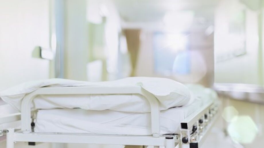 Cama de hospital