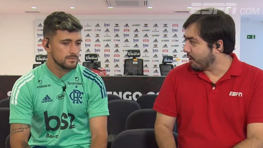 Uruguaio elogia equipa do 'Mengão'