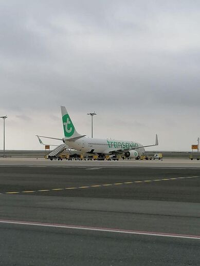 Dois passageiros com suspeita de coronavírus retirados de avião no Aeroporto de Faro