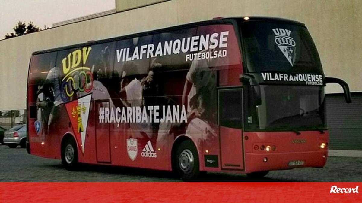 SAD compra autocarro novo - Vilafranquense - Jornal Record