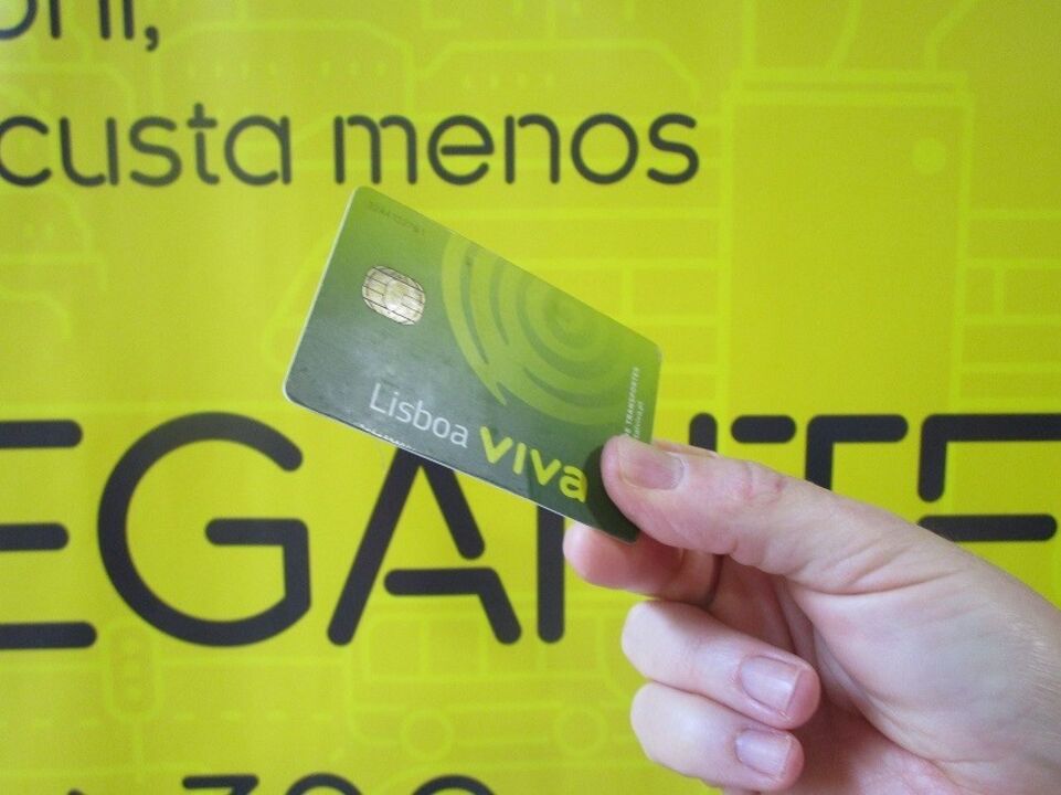 Transportes em Lisboa vão voltar a ser pagos a partir de maio