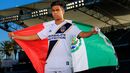 43. Efraín Álvarez (LA Galaxy) - Elogiado por Zlatan Ibrahimoic (e logo quem), Efraín Álvarez é uma das maiores promessas dos LA Galaxy. Natural de Los Angeles, mas internacional pelas seleções jovens do México, o jovem extremo de 17 anos tem sido uma verdadeira dor de cabeça para os Estados Unidos e México, países que Efraín pode representar nas competições internacionais.