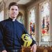 Chase Hilgenbrinck - Jogador de pouco renome internacional, este defesa norte-americano jogou na MLs e também no Chile. Contudo, já perto do final da carreira apercebeu-se que o seu caminho era outro e entregou-se à religião. Atualmente, é sacerdote.