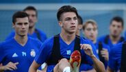 30. Antonio Marin (Dínamo Zagreb) - O interesse de tubarões europeus como o Milan, Paris Saint-Germain ou Juventus não desviou o jovem médio croata de assinar o primeiro contrato profissional com o Dínamo Zagreb. Aos 19 anos, Antonio Marin já faz parte da seleção sub-21 croata.