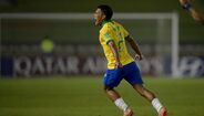 34. Gabriel Veron (Palmeiras) - Desconhecido para a maioria, o avançado do Palmeiras rapidamente deu nas vistas após ser considerado o melhor jogador do Mundial de Sub-17, tendo ajudado o Brasil a conquistar o título contribuindo com três golos e duas assistências. Posteriormente, subiu à equipa principal do Verdão, onde já ganhou estatuto de futura estrela.