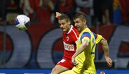 32. Dinamo Bucareste vs Steaua Bucareste