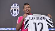 Alex Sandro  - Juventus