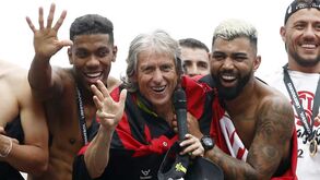 Flamengo aposta nos prémios para convencer Jorge Jesus a renovar