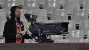 Clubes em sobressalto: operadoras ameaçam deixar de pagar contratos de TV 