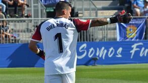 Guarda-redes rescinde contrato por não querer jogar para lá de junho